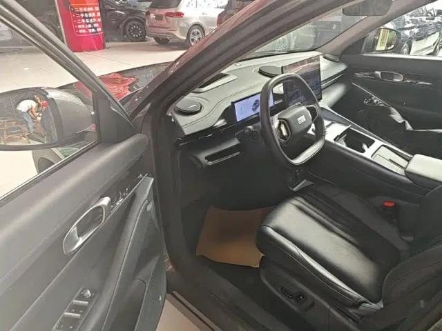 Geely Galaxy E5 — Фото автомобиля 15