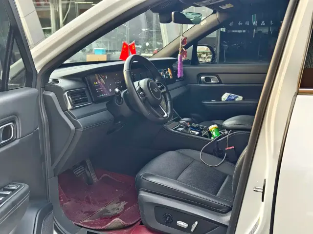 Li Auto Li ONE 2021 Extended Range 6-Seater — Фото автомобиля 6