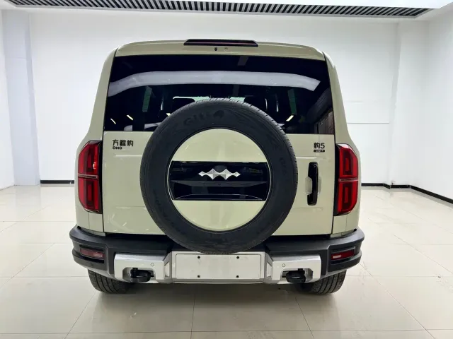 BYD FangChengBao Leopard 5 — Фото автомобиля 8