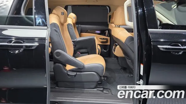 Kia Canival Carnival 4 поколение Бензин 11 мест Signature — Фото автомобиля 12