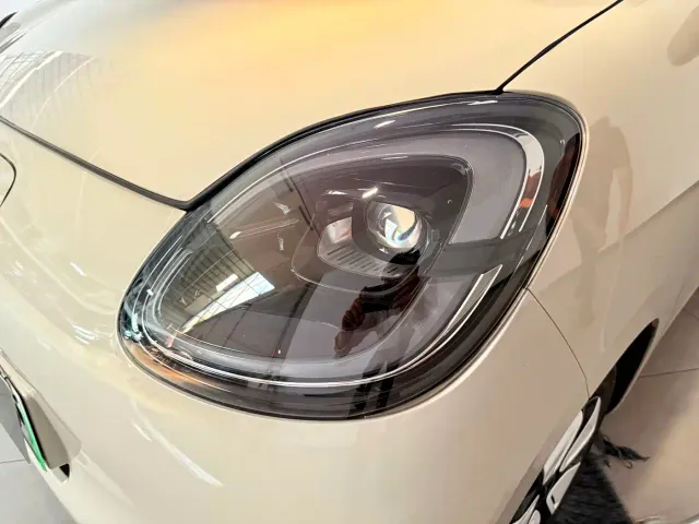 Wuling Hongguang Mini EV — Фото автомобиля 10