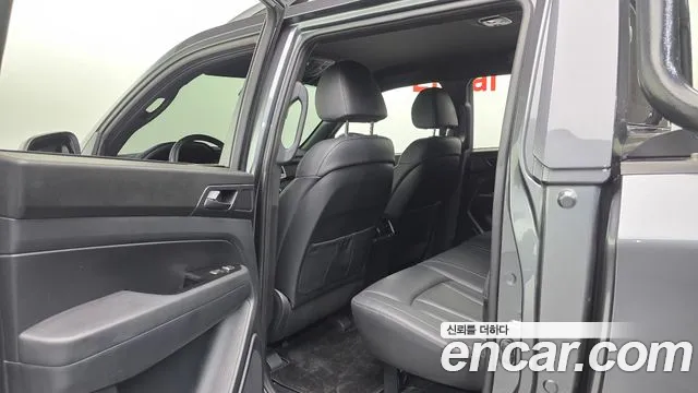 KG_Mobility_Ssangyong Rexton Новый Rexton Sport Дизель 2.2 4WD — Фото автомобиля 17
