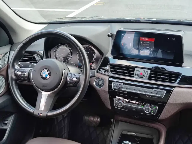 BMW X1 — Фото автомобиля 10