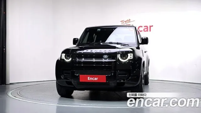 Land Rover Defender L663 — Фото автомобиля 3