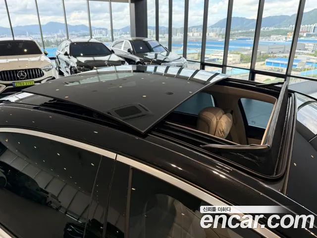 Mercedes-Benz S-Class — Фото автомобиля 14
