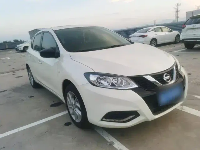 Nissan Tiida — Фото автомобиля 7