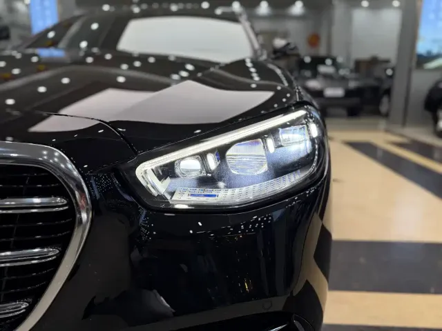 Mercedes-Benz S-Class — Фото автомобиля 21
