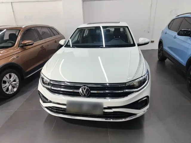 Volkswagen Bora — Фото автомобиля 2