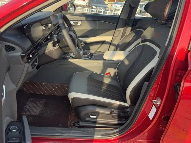 Baojun RC-6 — Фото автомобиля 14