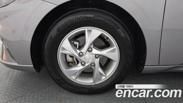 Hyundai AVANTE Avante (CN7) — Фото автомобиля 2