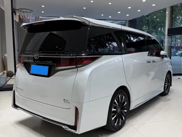 Toyota Vellfire — Фото автомобиля 4