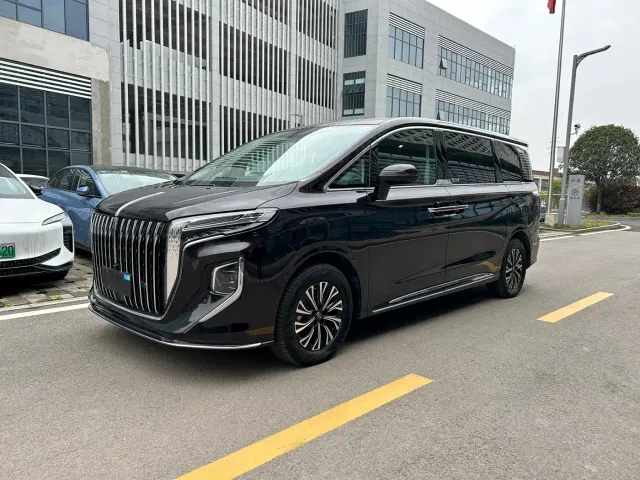 Фотография автомобиля — Hongqi HQ9 PHEV