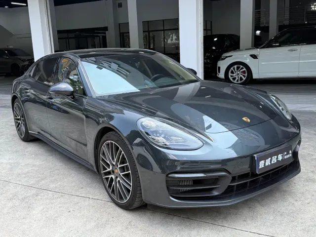 Porsche Panamera — Фото автомобиля 3