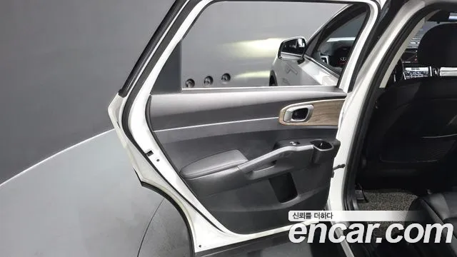 Kia Sorento Sorento 4-е поколение Бензин 2.5T 2WD — Фото автомобиля 19