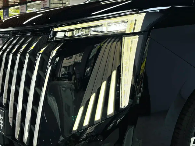 GAC Trumpchi M8 — Фото автомобиля 6