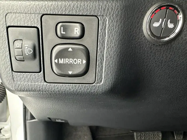 Toyota YARiS L Zhi Xuan — Фото автомобиля 11