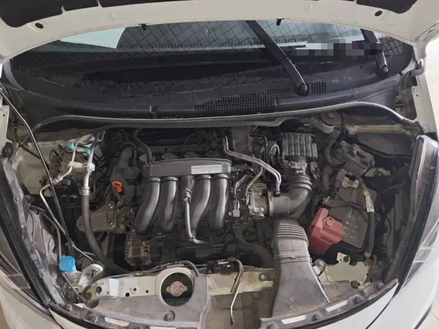 Honda Fit — Фото автомобиля 16