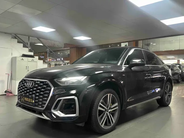Фотография автомобиля — Audi Q5L Sportback