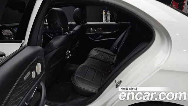 Mercedes-Benz E-Class E-класс W213 — Фото автомобиля 12