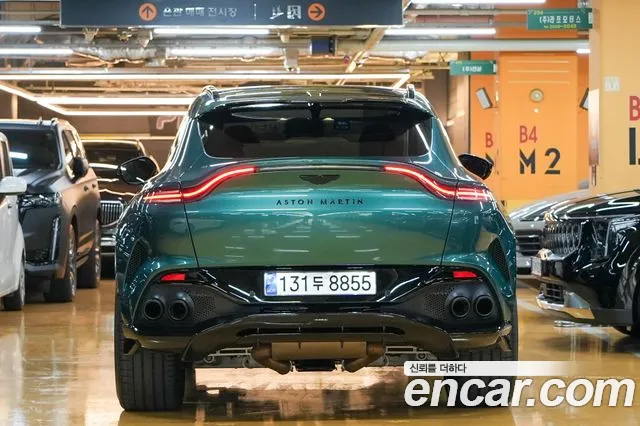Aston Martin DBX — Фото автомобиля 2