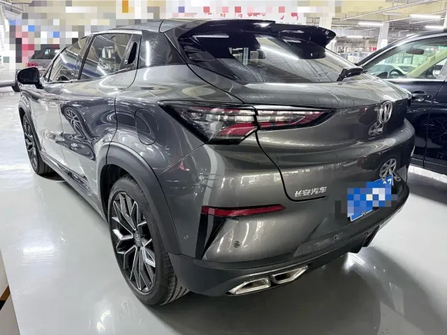Changan UNI-T — Фото автомобиля 20