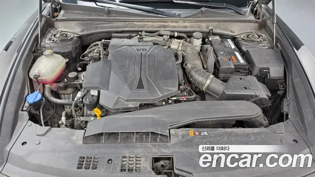 Hyundai Grandeur GN7 — Фото автомобиля 9