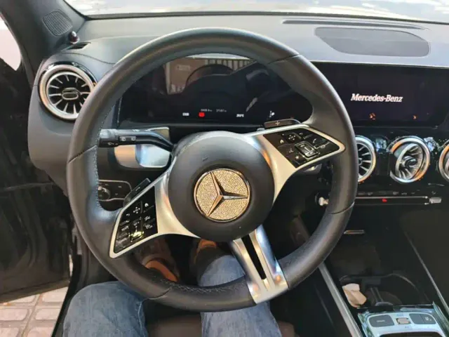 Mercedes-Benz GLB-Class — Фото автомобиля 10