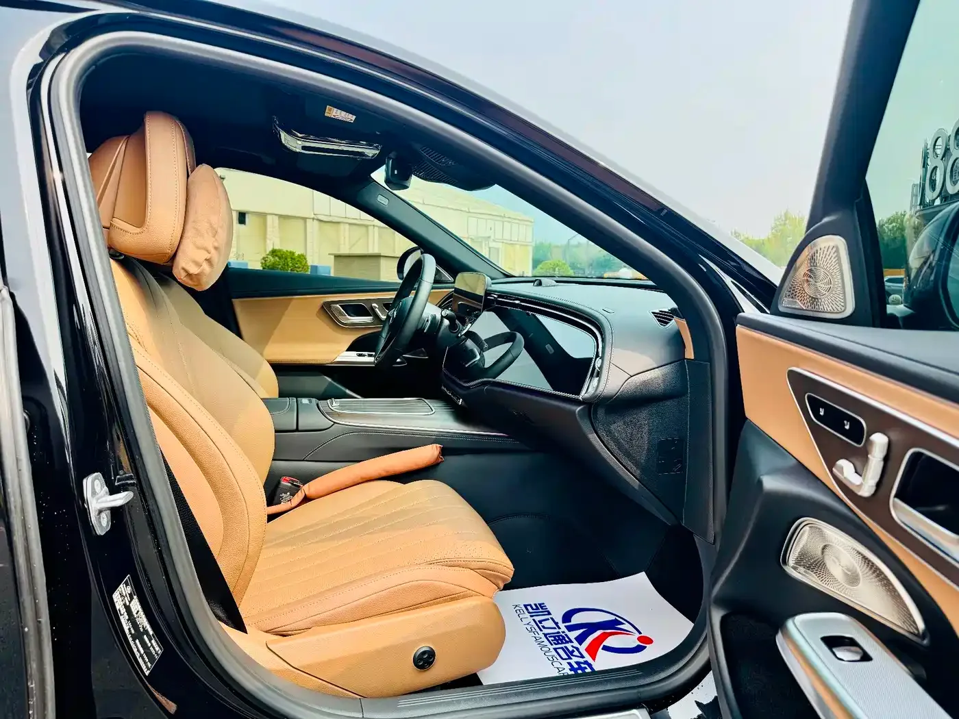 Mercedes-Benz Mercedes-Benz E-Class 2026 E 300 L Luxury — Фото автомобиля 8