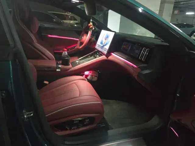 Denza Z9GT — Фото автомобиля 8