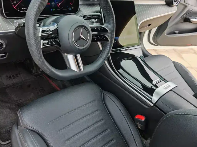 Mercedes-Benz C-Class — Фото автомобиля 6