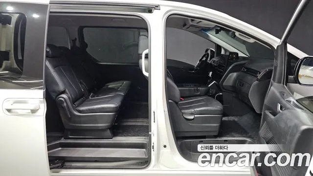 Hyundai Staria — Фото автомобиля 19