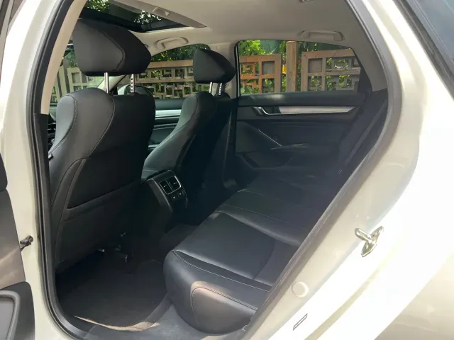 Honda Accord — Фото автомобиля 8
