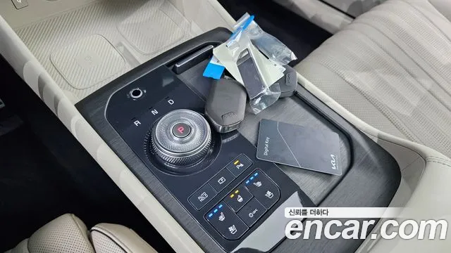 Kia K8 — Фото автомобиля 9