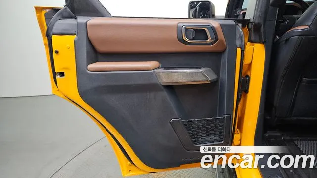Ford Bronco 6th Gen — Фото автомобиля 14