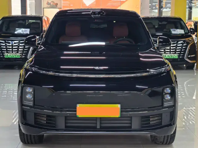 Li Auto L9 — Фото автомобиля 2