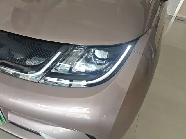 BYD Dolphin — Фото автомобиля 23