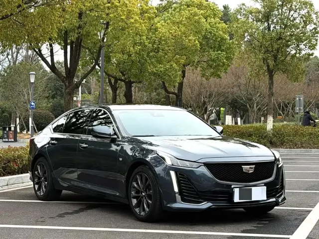 Cadillac CT5 — Фото автомобиля 3