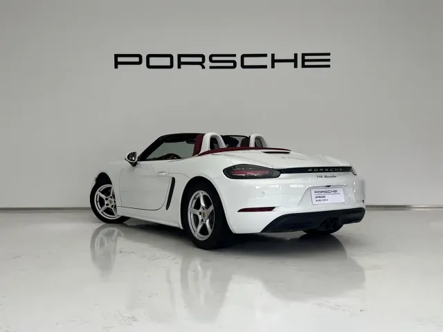 Porsche 718 — Фото автомобиля 7