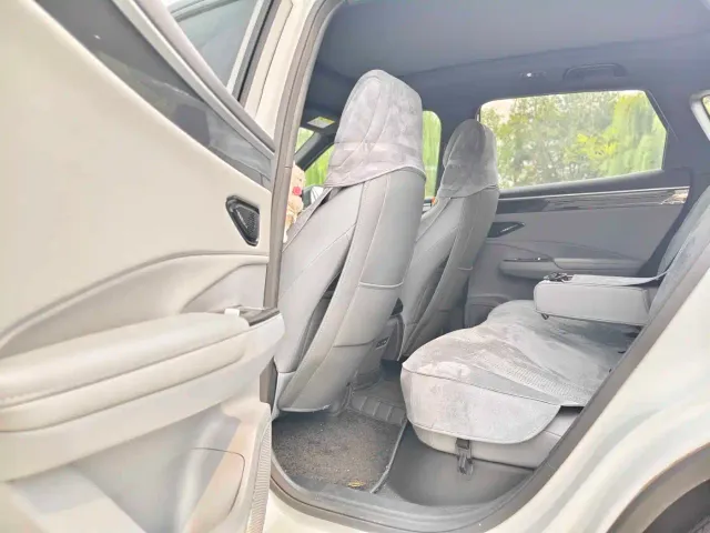 Geely Galaxy L7 — Фото автомобиля 6