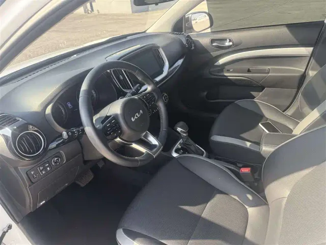 Kia KX1 — Фото автомобиля 4
