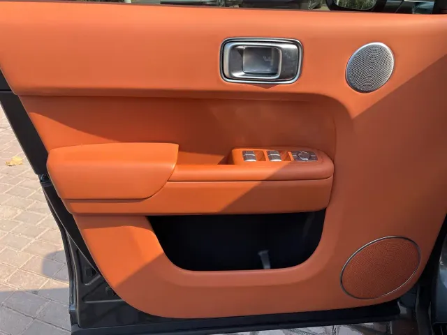 Li Auto L8 — Фото автомобиля 13