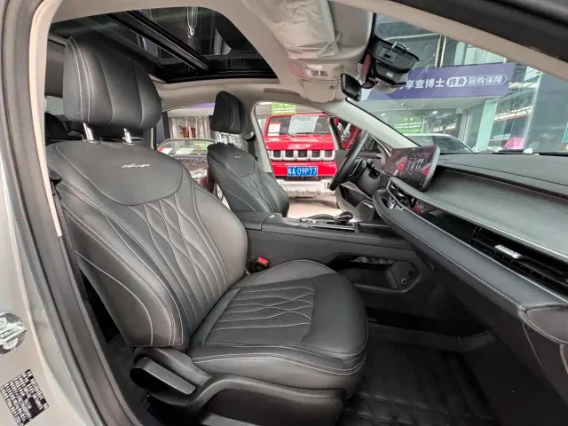 Chery Arrizo 8 — Фото автомобиля 12