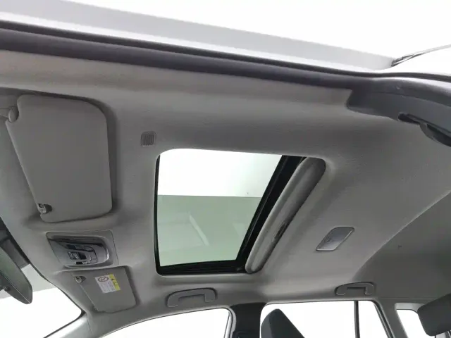Toyota Frontlander — Фото автомобиля 14