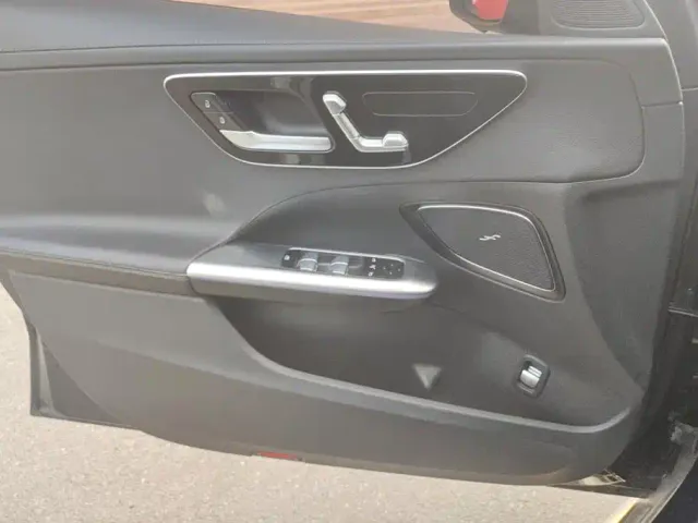 Mercedes-Benz C-Class — Фото автомобиля 7