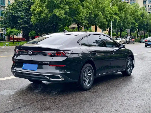 Volkswagen Lamando — Фото автомобиля 3