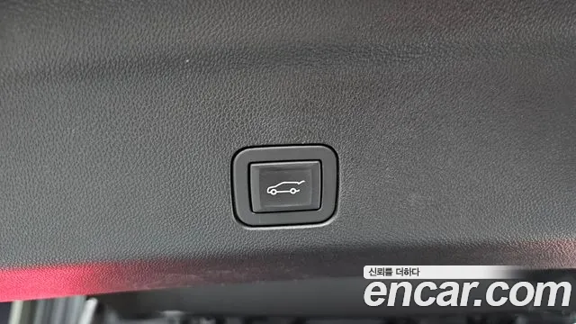 Cadillac Escalade — Фото автомобиля 20