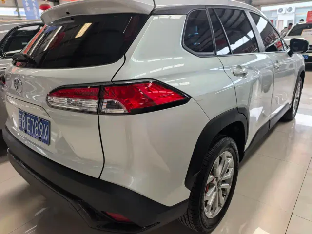 Toyota Frontlander — Фото автомобиля 6