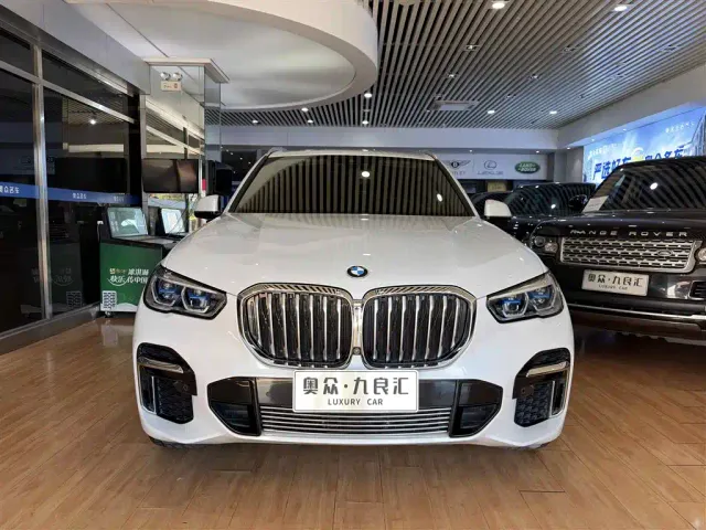 BMW X5 — Фото автомобиля 2