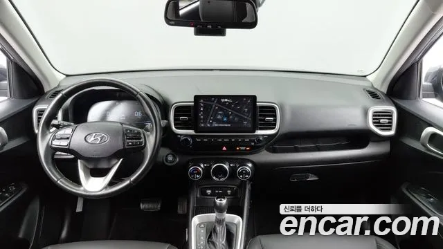Hyundai Venue — Фото автомобиля 5