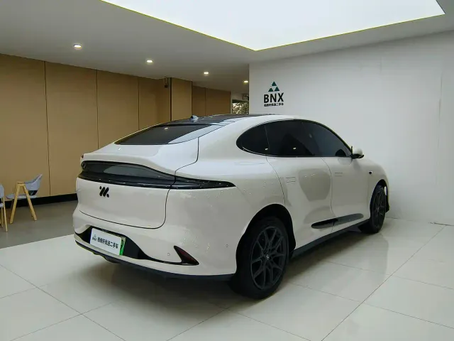 IM Motors LS6 — Фото автомобиля 2
